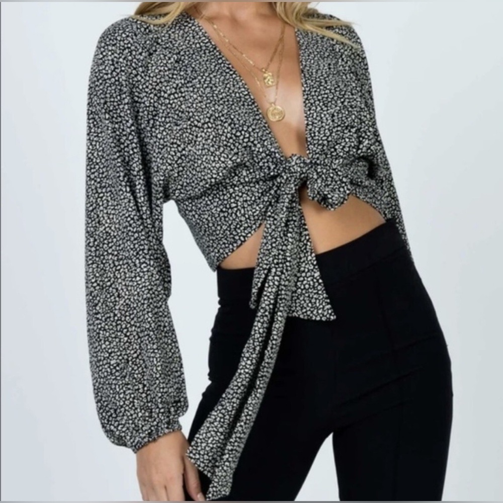 Princess Polly new mood top